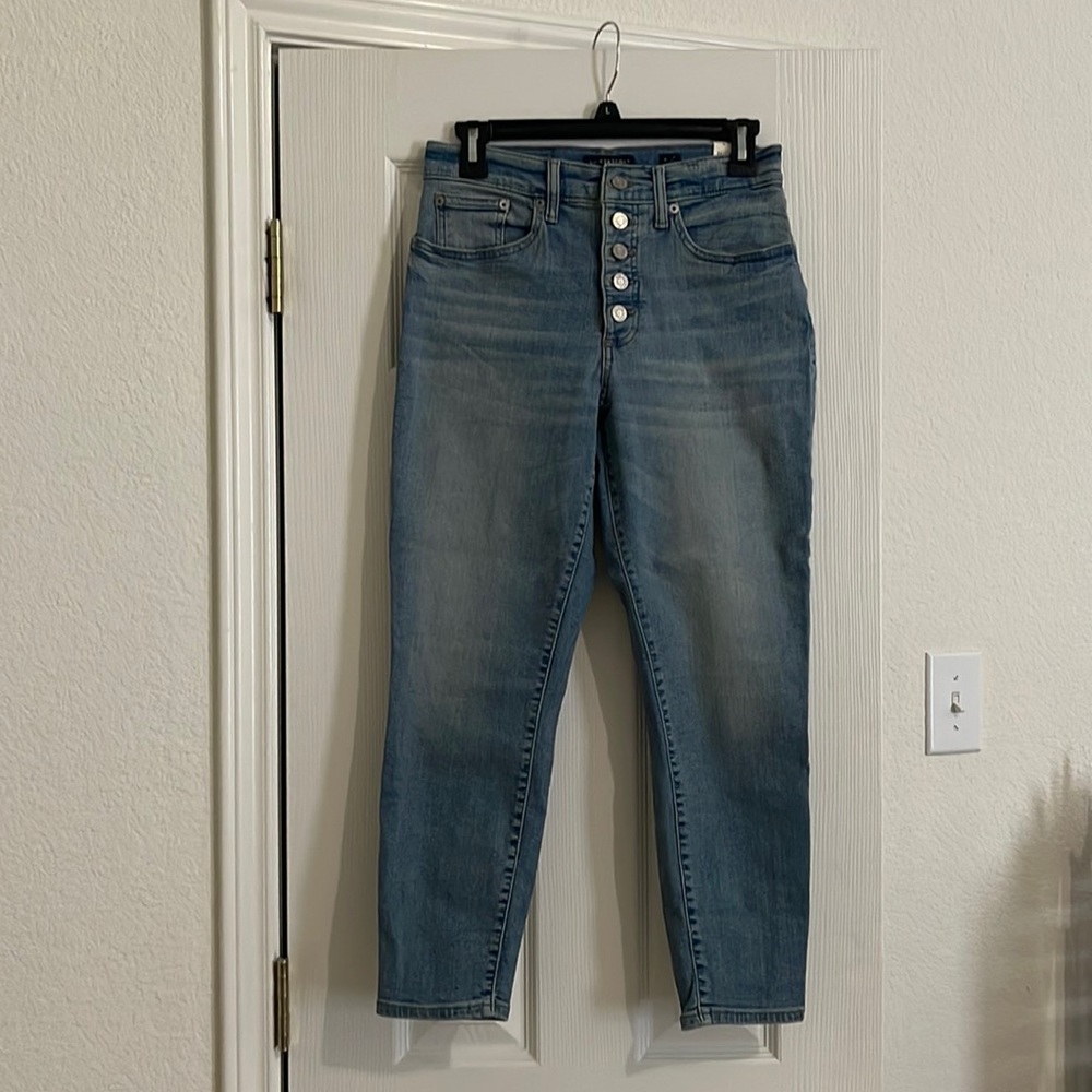 New jeans high rise crop